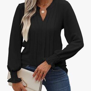 Women’s Pleated Front V-Neck Long Sleeve Top